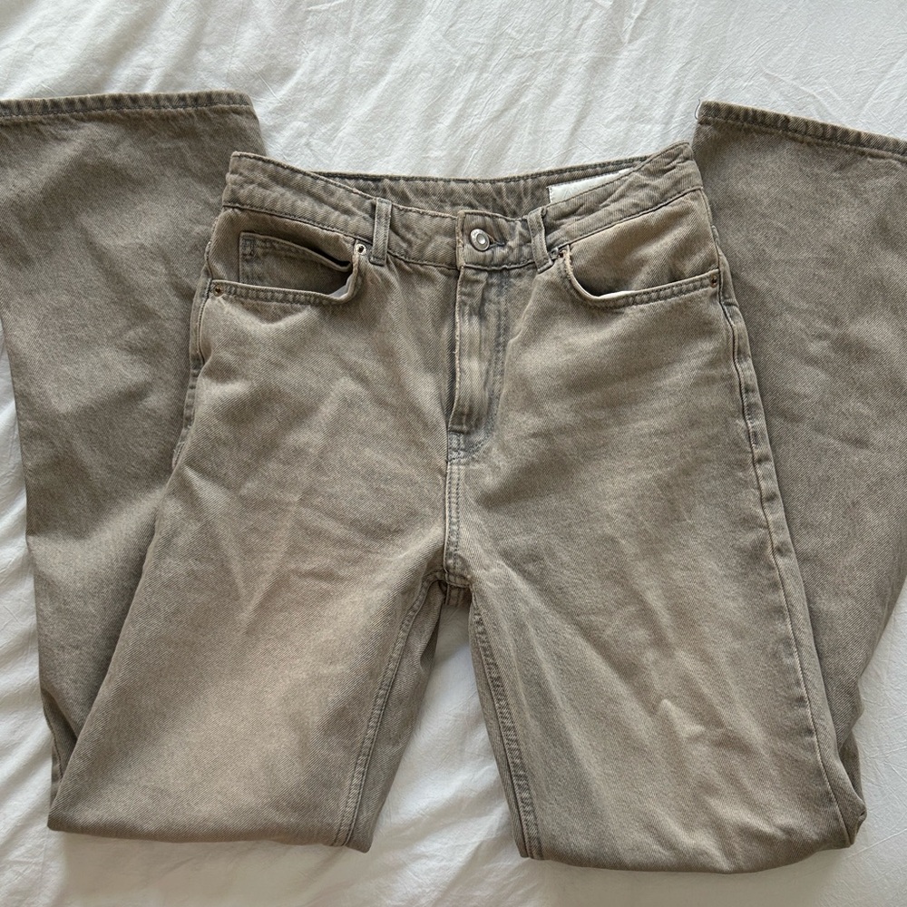 Zara Light Grey Denim Jeans